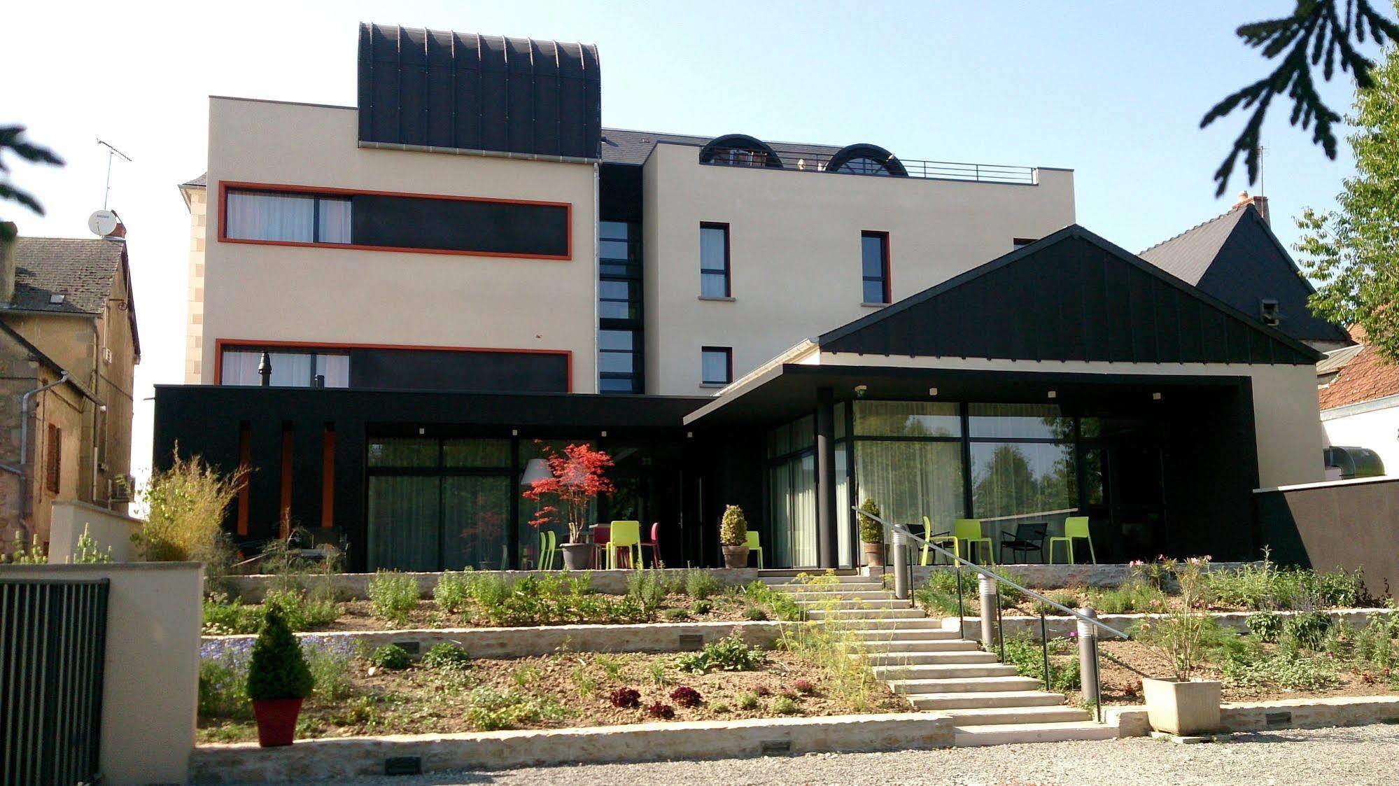 Logis Hotel Du Morvan - Restaurant La Table De Jerome Luzy Exterior photo